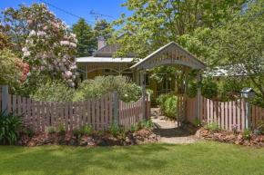 MapleWood House Leura